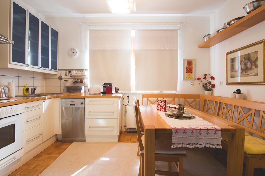 Guest House Visoko Zewnętrze zdjęcie